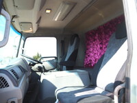 UDトラックスコンドルセーフティクレーン5段増トン（6t・8t）[写真36]