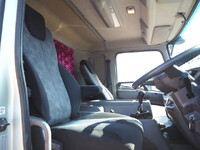 UDトラックスコンドルセーフティクレーン5段増トン（6t・8t）[写真37]