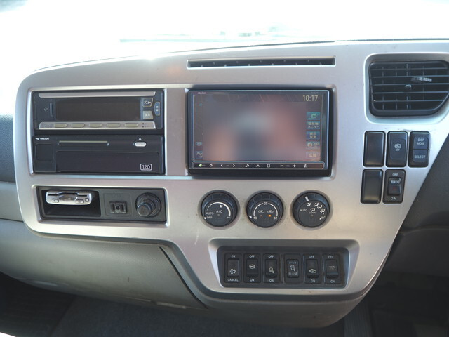 UDトラックスコンドルセーフティクレーン5段増トン（6t・8t）[写真39]