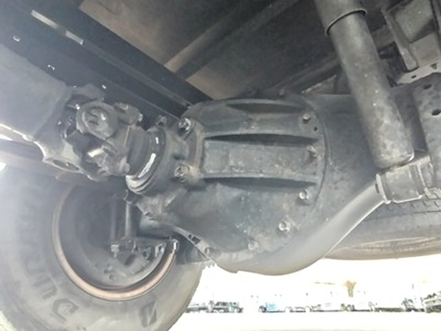 いすゞエルフ平ボディ小型（2t・3t）[写真10]