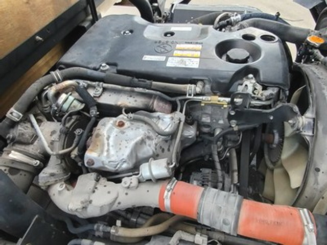 いすゞエルフ平ボディ小型（2t・3t）[写真15]