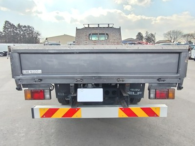 いすゞエルフ平ボディ小型（2t・3t）[写真05]