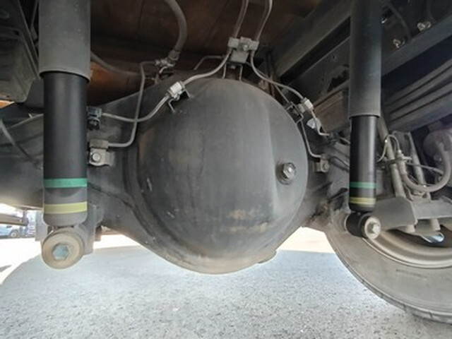 トヨタトヨエース平ボディ小型（2t・3t）[写真12]