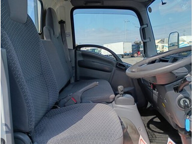 いすゞエルフアルミブロック小型（2t・3t）[写真18]