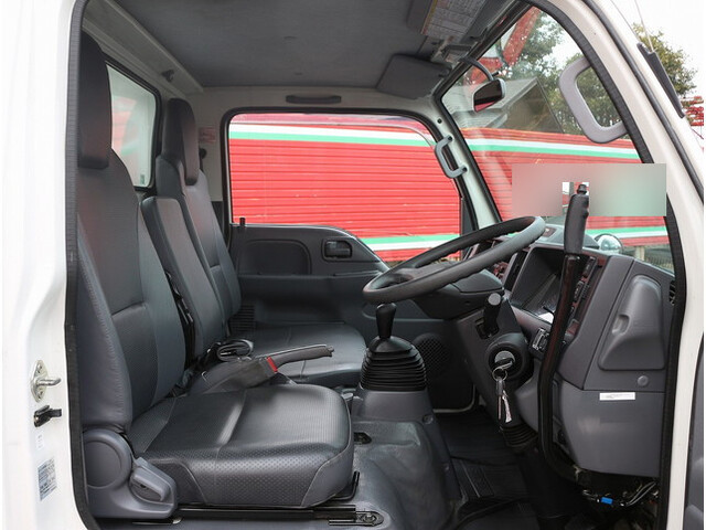 いすゞエルフダンプ小型（2t・3t）[写真18]