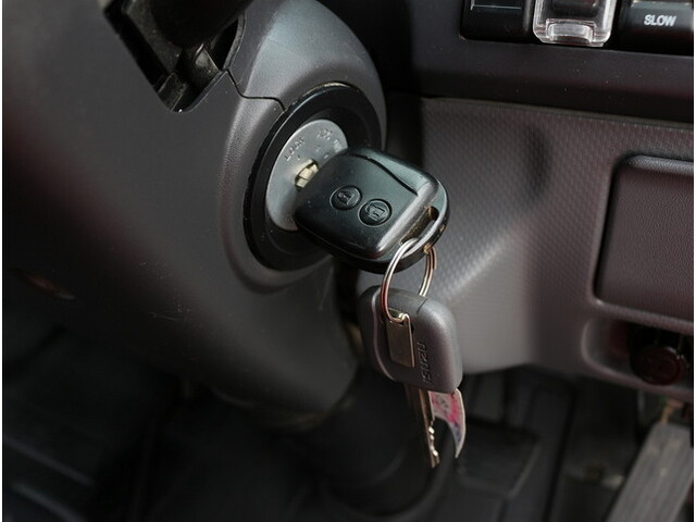 いすゞエルフダンプ小型（2t・3t）[写真27]