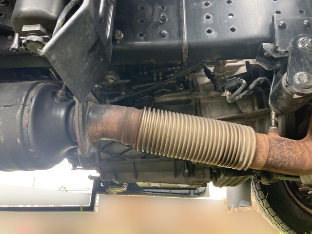 三菱ふそうキャンター平ボディ小型（2t・3t）[写真22]