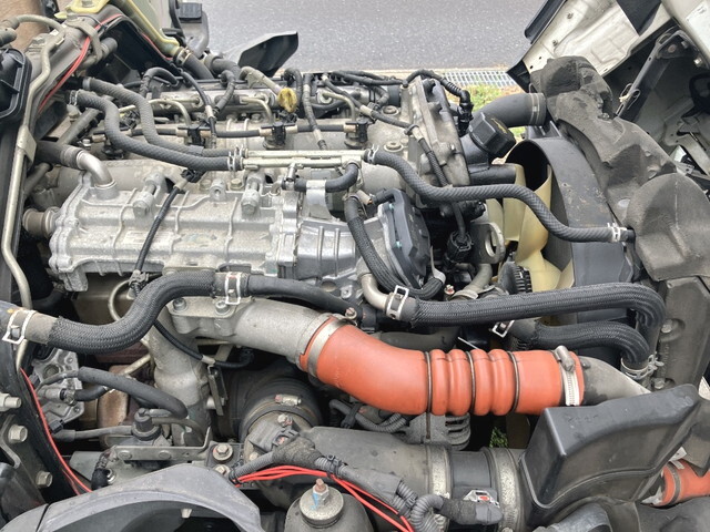 三菱ふそうキャンター平ボディ小型（2t・3t）[写真26]