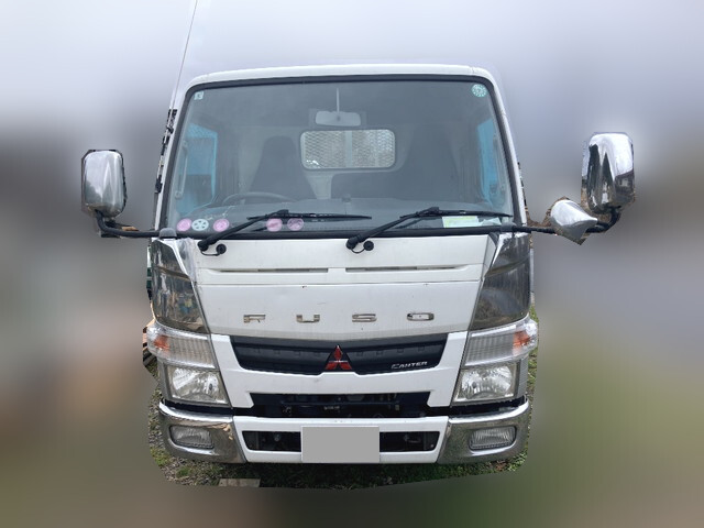 三菱ふそうキャンター平ボディ小型（2t・3t）[写真05]