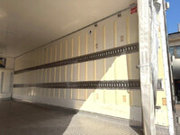 日野レンジャー冷凍車（冷蔵車）中型（4t）[写真11]