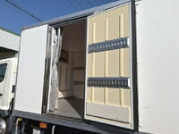 日野レンジャー冷凍車（冷蔵車）中型（4t）[写真13]