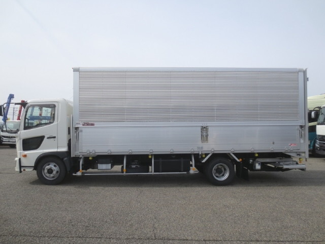 日野レンジャーアルミウイング中型（4t）[写真10]