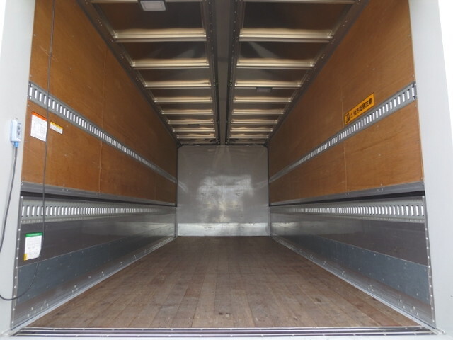 日野レンジャーアルミウイング中型（4t）[写真11]