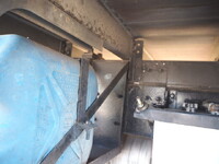 三菱ふそうファイター家畜運搬車中型（4t）[写真16]