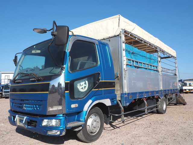 三菱ふそうファイター家畜運搬車中型（4t）[写真03]