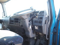 三菱ふそうファイター家畜運搬車中型（4t）[写真36]