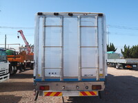 三菱ふそうファイター家畜運搬車中型（4t）[写真41]