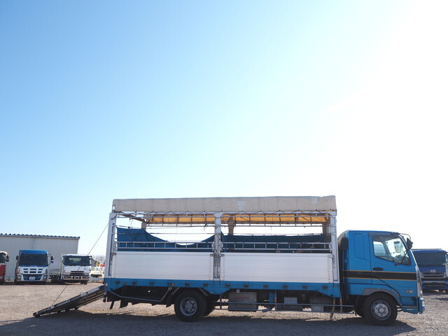 三菱ふそうファイター家畜運搬車中型（4t）[写真07]