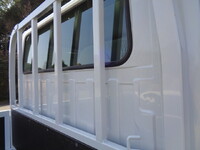 いすゞエルフダブルキャブ（Wキャブ）小型（2t・3t）[写真15]