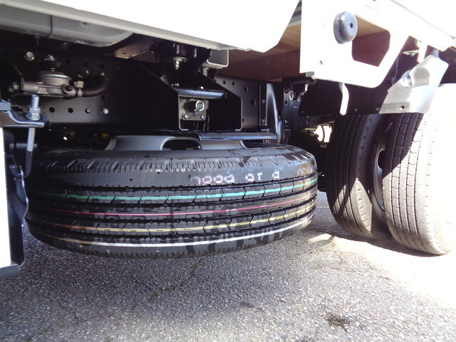 いすゞエルフダブルキャブ（Wキャブ）小型（2t・3t）[写真16]