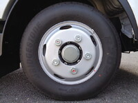 いすゞエルフダブルキャブ（Wキャブ）小型（2t・3t）[写真20]