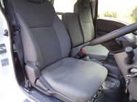 いすゞエルフダブルキャブ（Wキャブ）小型（2t・3t）[写真24]