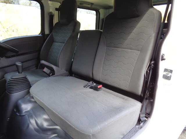 いすゞエルフダブルキャブ（Wキャブ）小型（2t・3t）[写真25]