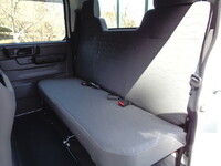 いすゞエルフダブルキャブ（Wキャブ）小型（2t・3t）[写真28]