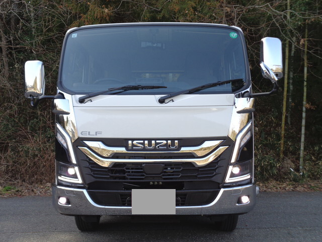 いすゞエルフダブルキャブ（Wキャブ）小型（2t・3t）[写真03]