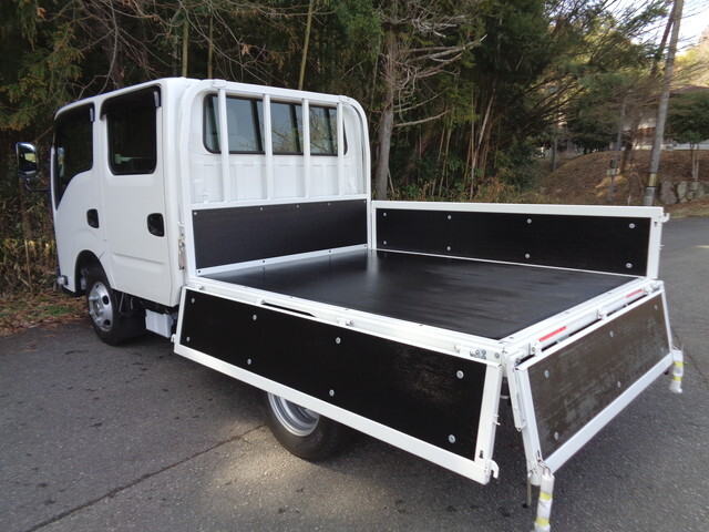 いすゞエルフダブルキャブ（Wキャブ）小型（2t・3t）[写真35]