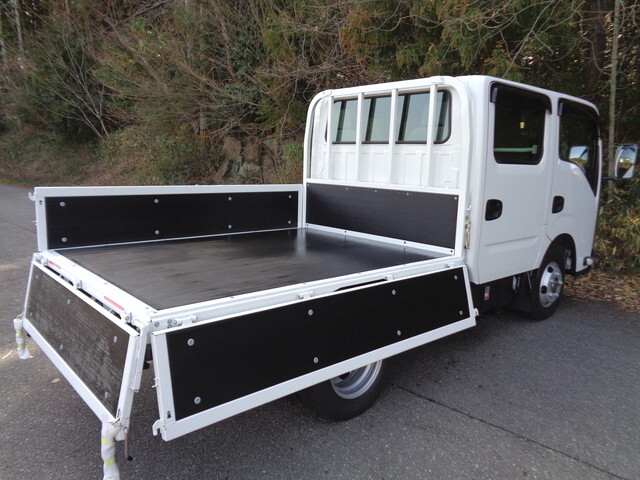 いすゞエルフダブルキャブ（Wキャブ）小型（2t・3t）[写真39]