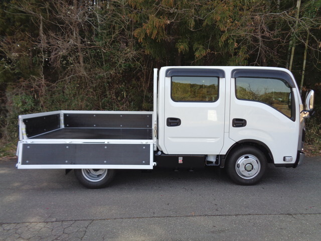 いすゞエルフダブルキャブ（Wキャブ）小型（2t・3t）[写真05]
