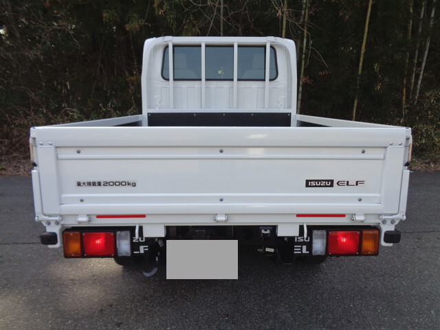 いすゞエルフダブルキャブ（Wキャブ）小型（2t・3t）[写真08]