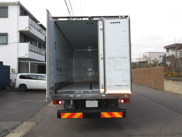 日野デュトロ保冷バン小型（2t・3t）[写真07]