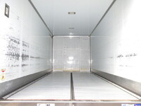 日野デュトロ保冷バン小型（2t・3t）[写真10]