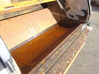 日野レンジャーパッカー車（塵芥車）中型（4t）[写真17]