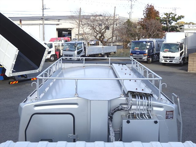 日野レンジャーパッカー車（塵芥車）中型（4t）[写真39]