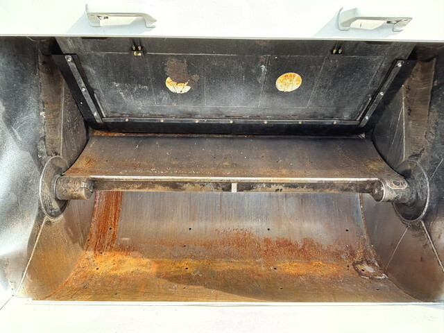 三菱ふそうファイターパッカー車（塵芥車）中型（4t）[写真12]