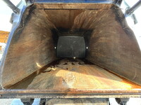 三菱ふそうファイターパッカー車（塵芥車）中型（4t）[写真17]