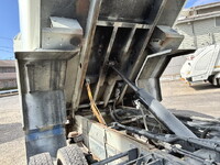 三菱ふそうファイターパッカー車（塵芥車）中型（4t）[写真23]