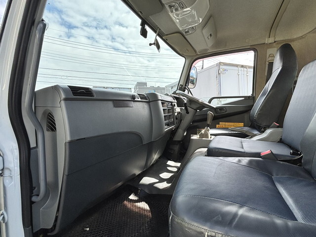 三菱ふそうファイターパッカー車（塵芥車）中型（4t）[写真39]