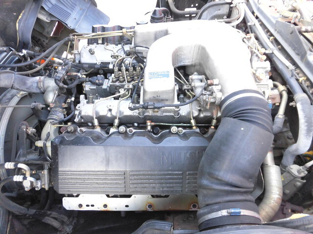 三菱ふそうスーパーグレートセルフクレーン4段大型（10t）[写真23]