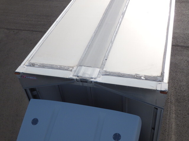 三菱ふそうファイターアルミウイング中型（4t）[写真33]