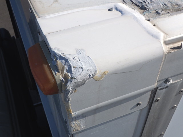 三菱ふそうファイターアルミウイング中型（4t）[写真34]