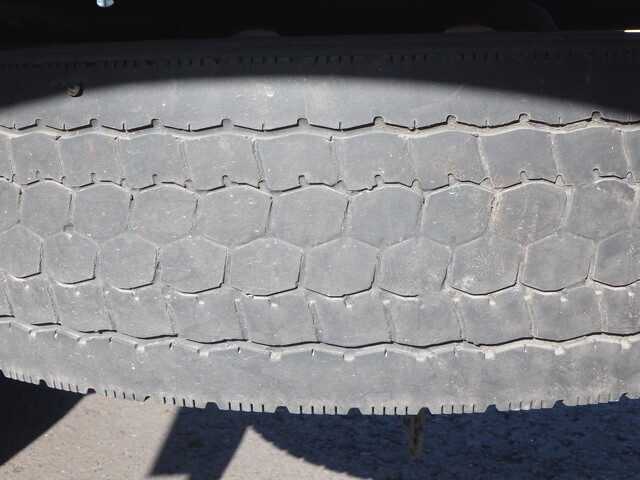 三菱ふそうファイターアルミウイング中型（4t）[写真36]