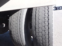 三菱ふそうファイターアルミウイング中型（4t）[写真40]