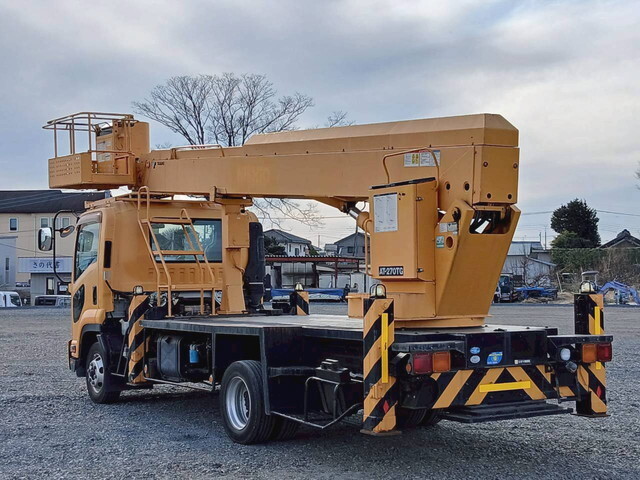 いすゞフォワード高所作業車中型（4t）[写真02]