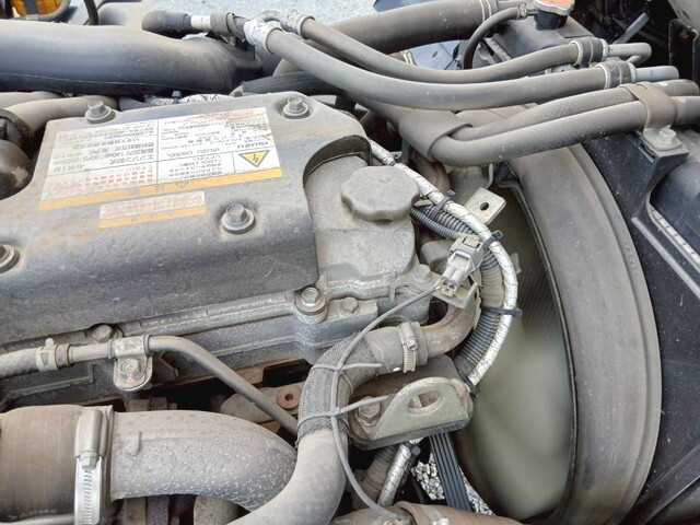 いすゞフォワード高所作業車中型（4t）[写真33]