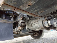 いすゞフォワード高所作業車中型（4t）[写真38]