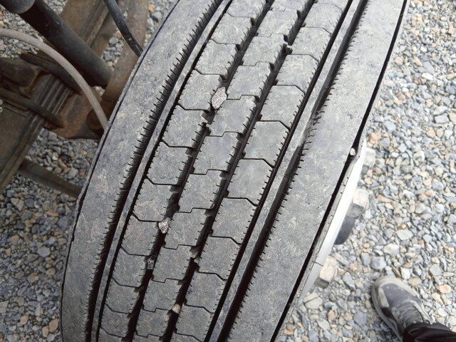 いすゞフォワード高所作業車中型（4t）[写真39]